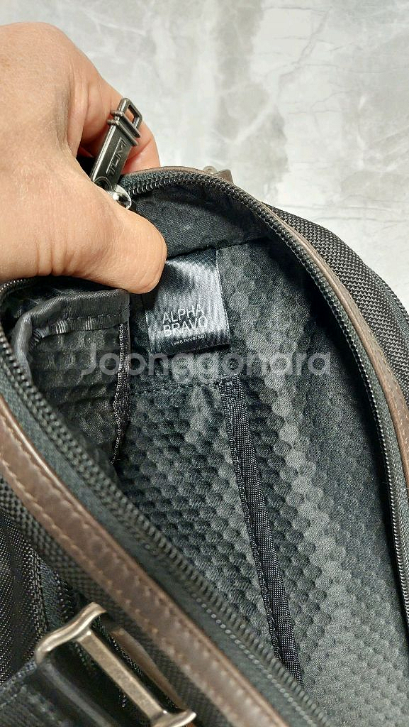 투미 알파 브라보 앤더슨 슬림 커뮤터 브리프 케이스--8