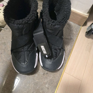 나이키 키즈 부츠 220