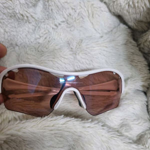 오클리 레이다 선글라스 하이킹 소품