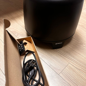 제네렉 홈 오디오 F TWO (F2)액티브서브우퍼스피커