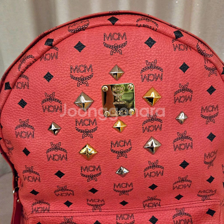 mcm 핑크비세토스 스터드 백팩 라지사이즈--1