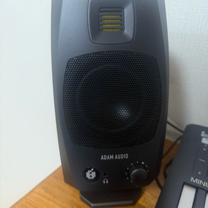 아담오디오 d3v 블랙 모니터 스피커