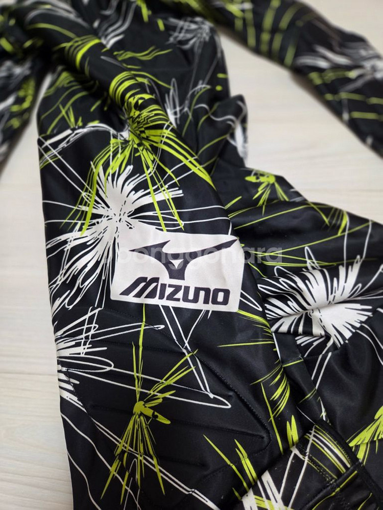 스키 레이싱 수트 팝니다--1