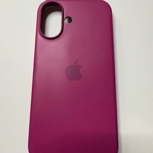 [정품] 아이폰 일반 16 후크시아 실리콘 케이스