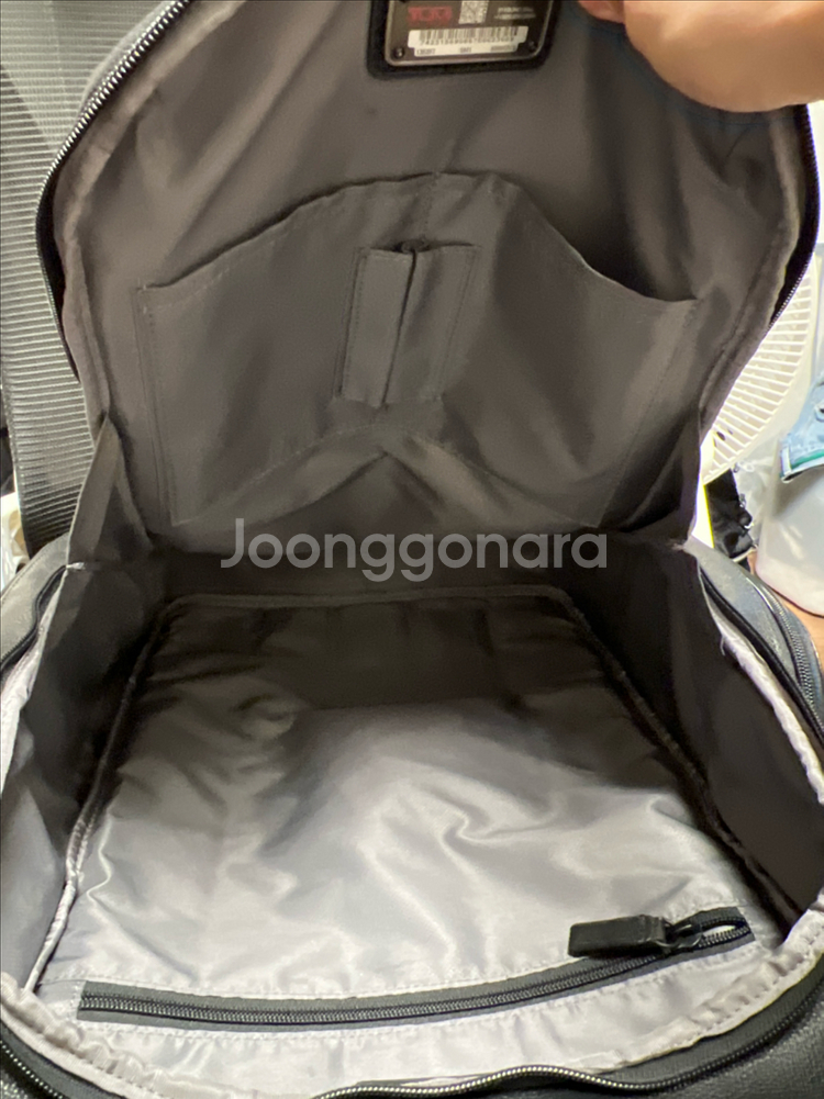 투미 가죽 백팩 66904DLO 블랙--2