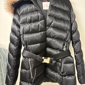 몽클레어 여성 패딩 점퍼