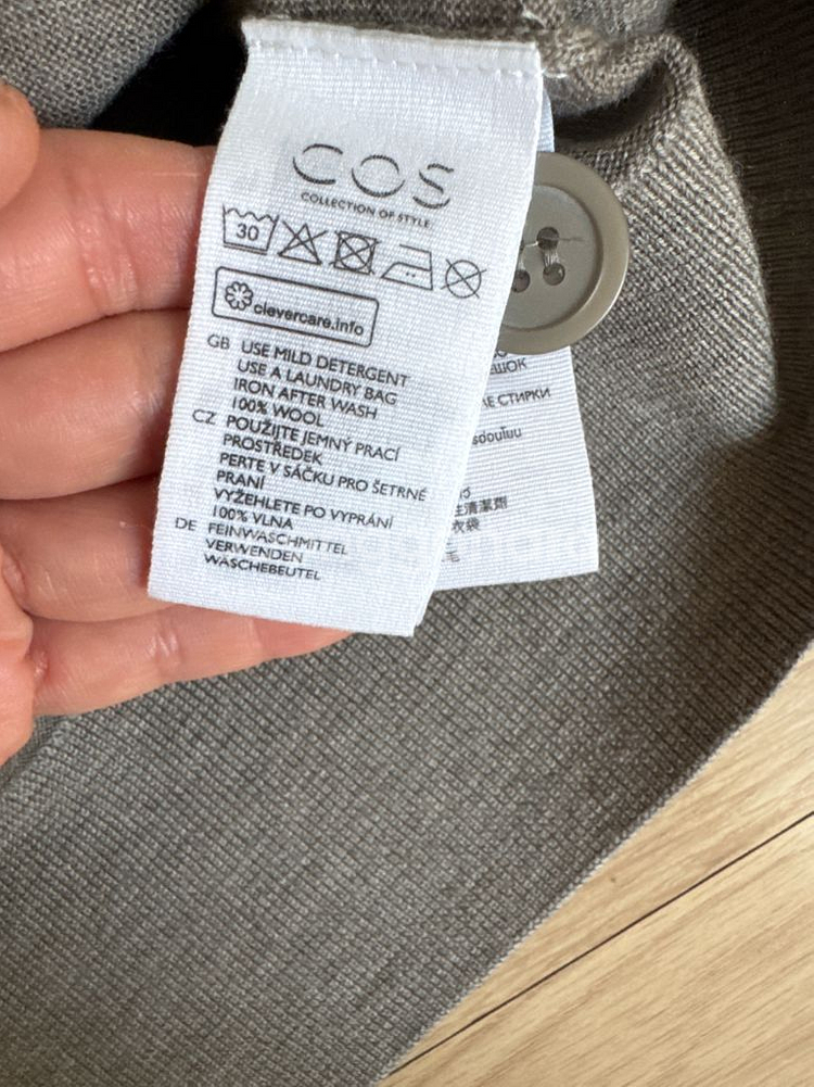 코스 COS 브랜드 울100% 니트 가디건--3