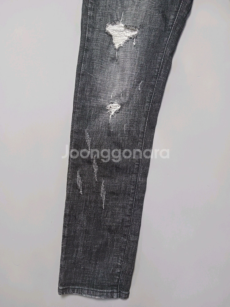 [50] 디스퀘어드2 데미지 쿨가이 크롭 블랙진 청바지--2