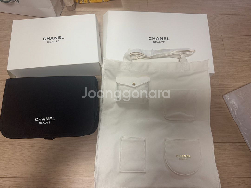 샤넬뷰티파우치와 에코백팔아요--0