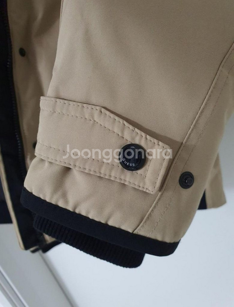 (새상품 55)GUESS 인퀼팅다운숏패딩ㅡ백화점정품--5