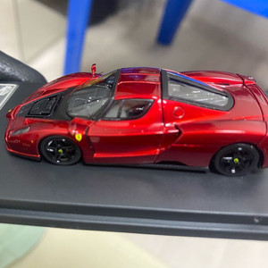 킹모델 1:64 엔초 페라리 팔아요~다이캐스트 미니카