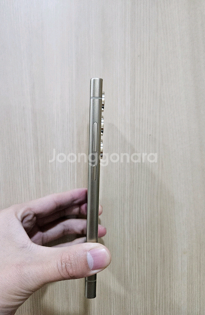 갤럭시 S24울트라 S급 풀박스 256G팝니다--8