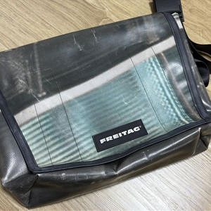 프라이탁 덱스터 전사 팝니다