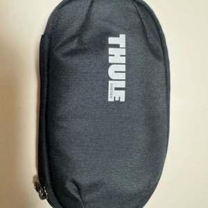 툴레 서브테라 미니 파우치 판매 합니다.