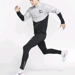 나이키 러닝 엘리먼트 하이브리드반집업 M