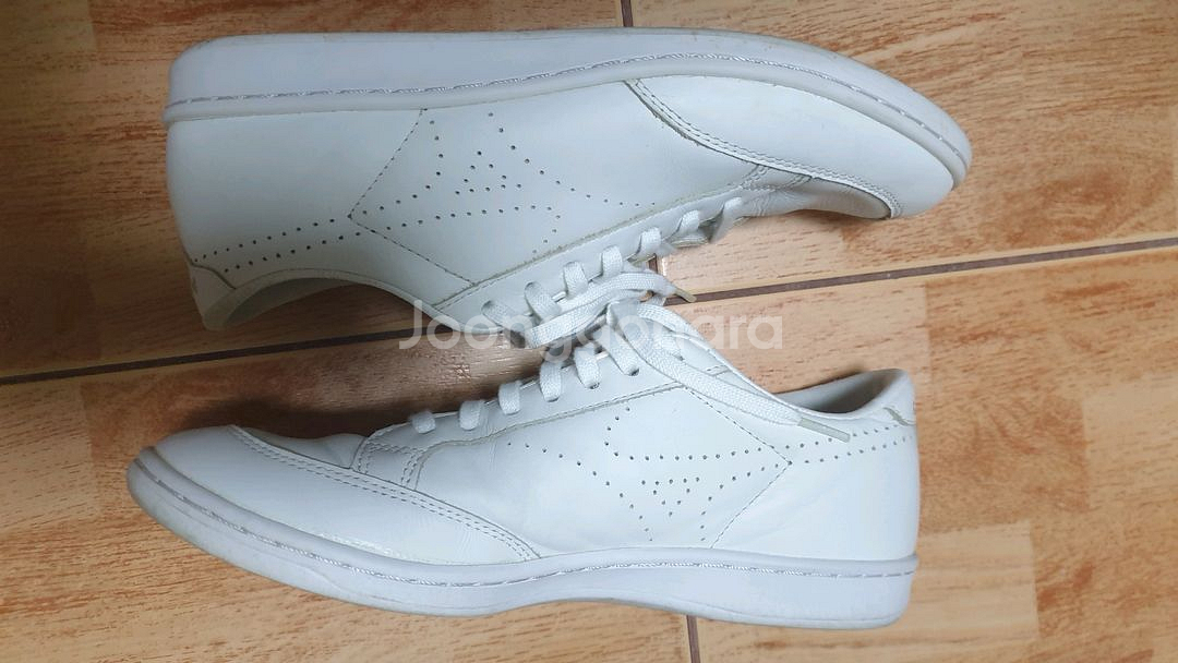 미즈노 스니커즈 270(265까지)--3