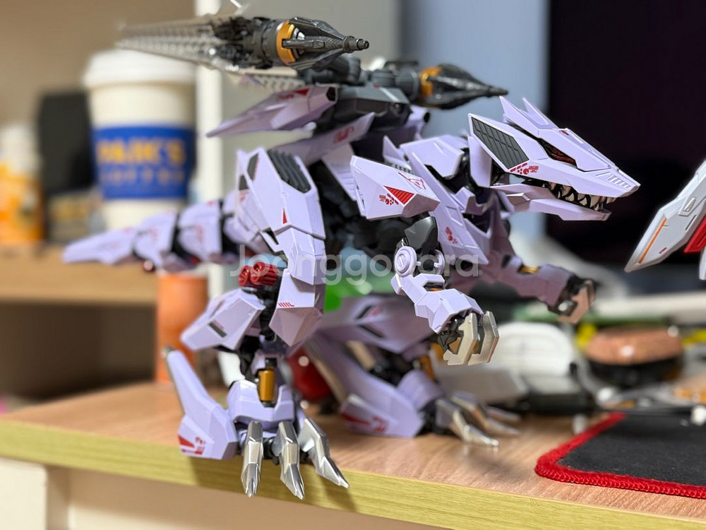 조이드 아다마스 마키나 AMZ-01 버서크 퓨러 개봉품--1