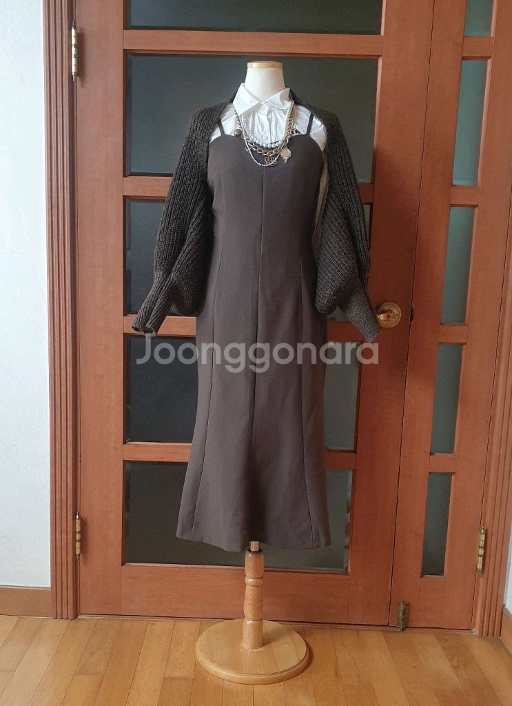 (새제품)도톰니트 브라운 볼레로 가디건--4