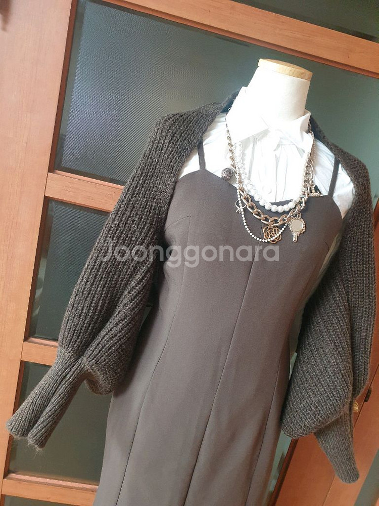 (새제품)도톰니트 브라운 볼레로 가디건--6