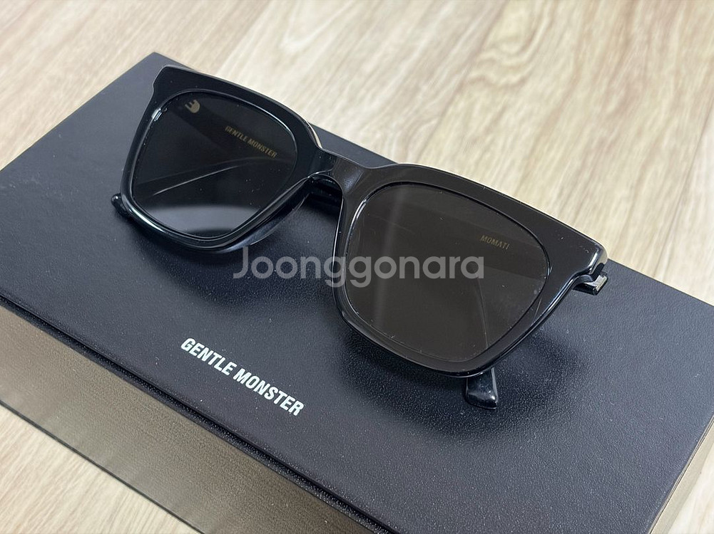 젠틀몬스터 모마티 팝니다--0