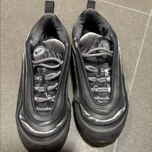 나이키 에어맥스 97 회색 230