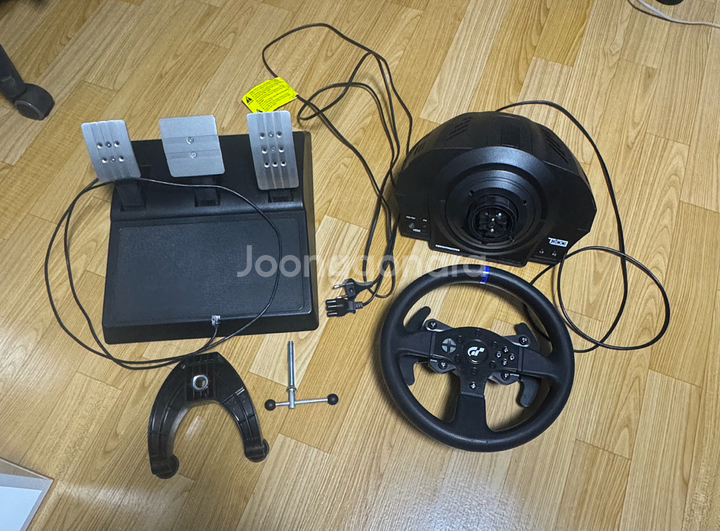 트러스트마스터 t300rs gt에디션 풀박스--1