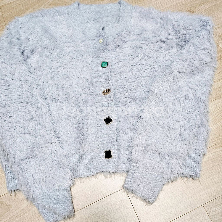 부드러운 스카이블루 퍼 가디건 (미사용)--0