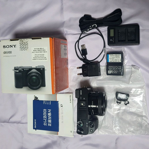 소니a6100 번들킷(1650렌즈)팝니다