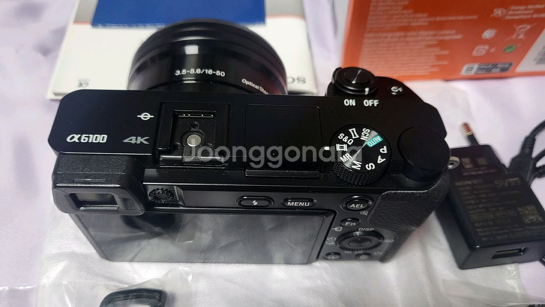 소니a6100 번들킷(1650렌즈)팝니다--4