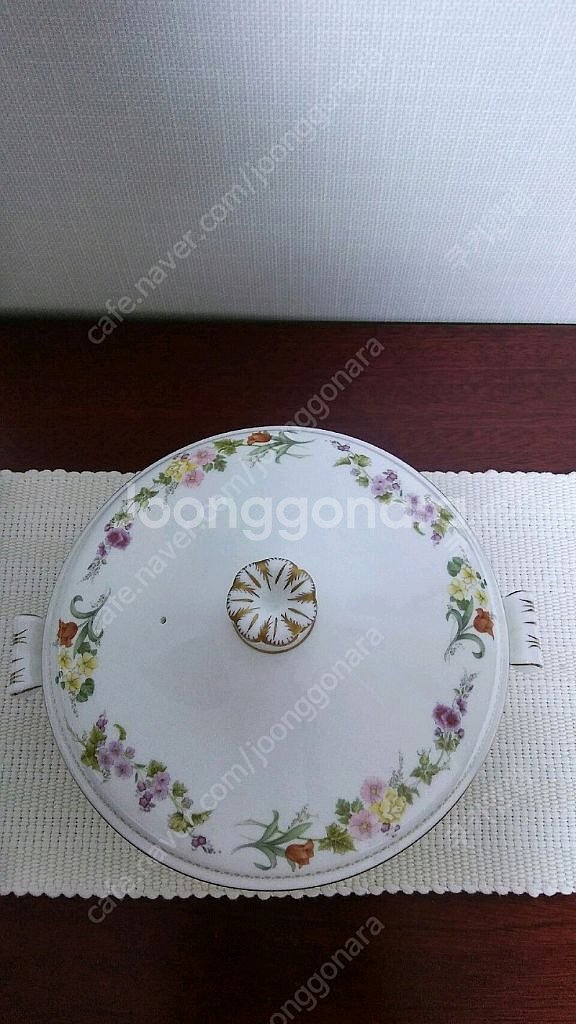 웨지우드 미라벨 라지 사이즈 튜린 검은 항아리 스탬프--1