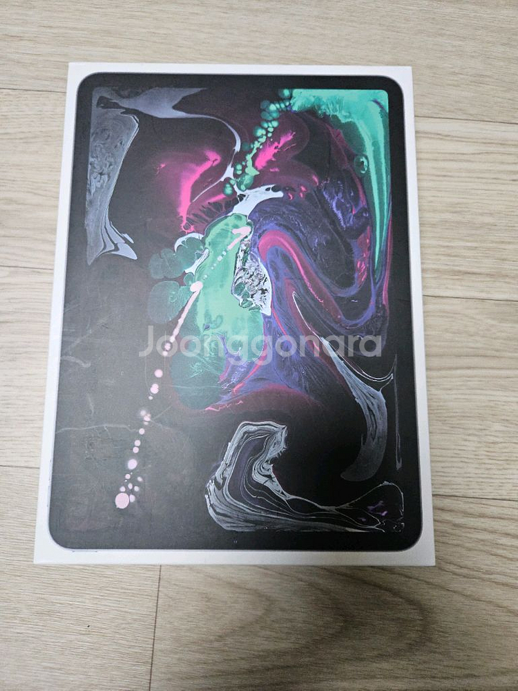 아이패드 프로 11인치 1세대 64GB Wi-Fi팝니다--0