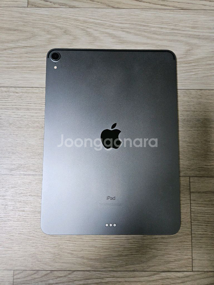 아이패드 프로 11인치 1세대 64GB Wi-Fi팝니다--3
