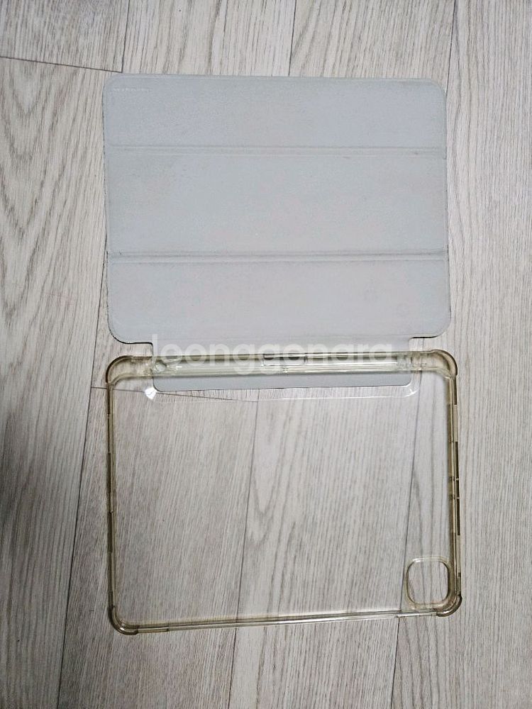 아이패드 프로 11인치 1세대 64GB Wi-Fi팝니다--8