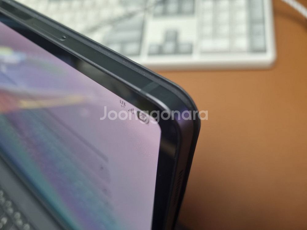 갤럭시탭 S9 울트라 5G 256g 키보드 북커버 포함--2