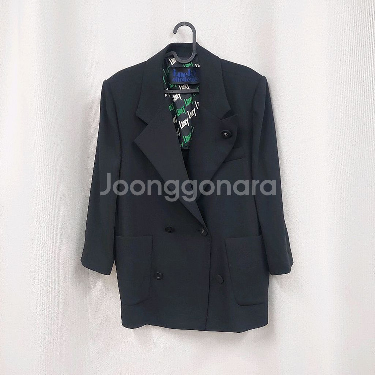 럭키슈에뜨 7부 블랙 자켓--0