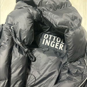 오토링거 푸퍼 패딩 블랙