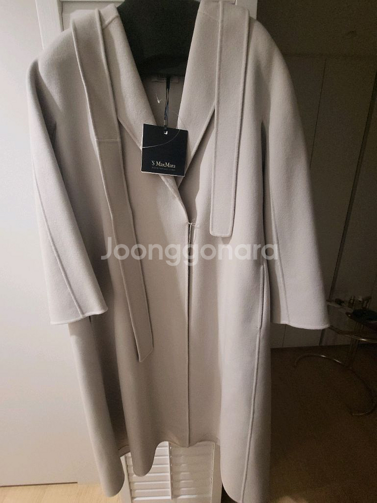 막스마라 ESTURIA 에스투리아 버진울 코트--2