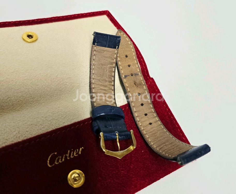 까르띠에 탱크머스트 18k시계 카르티에 오버홀완료 정품--8