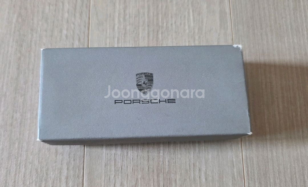 포르쉐 매장 정품 키링 새제품--1