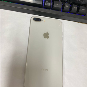 아이폰8플러스 실버 특SSS급 64GB 배터리100%