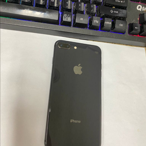 아이폰8플러스 스그 AA급 64GB 배터리100%