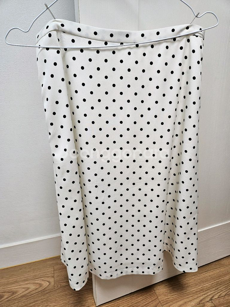 코스모폴리탄줄리이 도트스커트--1