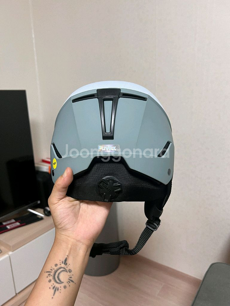 UVEX 스키 보드 헬멧 판매합니다--2