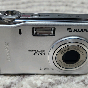 후지필름 FinePix F460 디지털 카메라