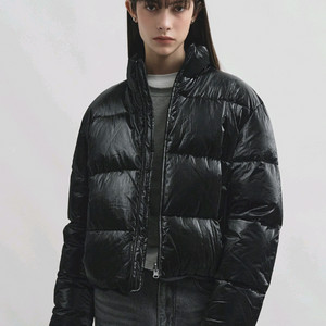 몽돌 (무신사 브랜드) 글로시 패딩 M