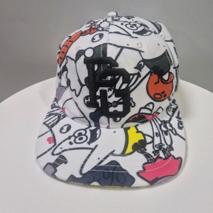 파리게이츠 캐릭터 패턴 모자