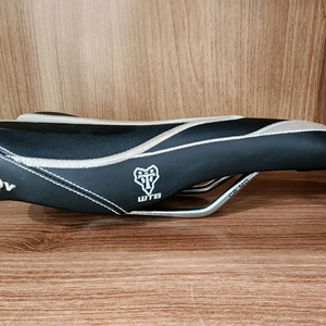 wtb 로켓 v 자전거 안장