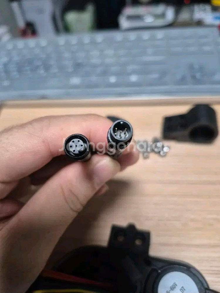 전동킥보드 36~60v 공용스로틀. 속도계 (무료배송)--3