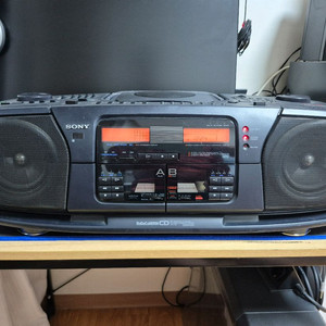 SONY CFD-700 붐박스 정상작동품 판매합니다