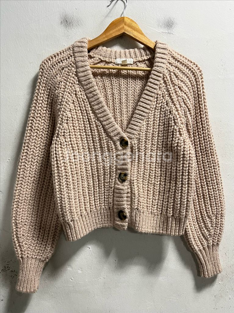 66 H&M 루즈핏 크롭 가디건--0